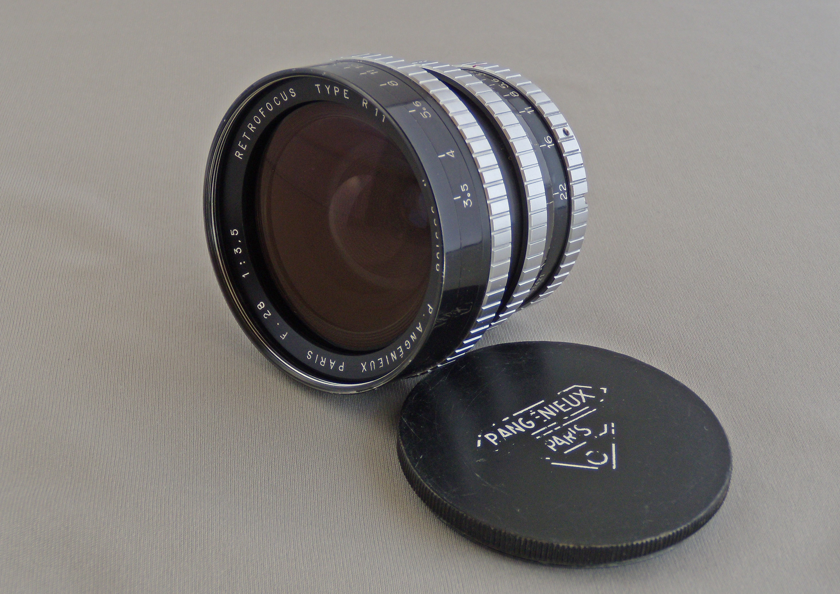 P.Angenieux Retrofocus Type R1 35mm F2.8レンズ(単焦点)
